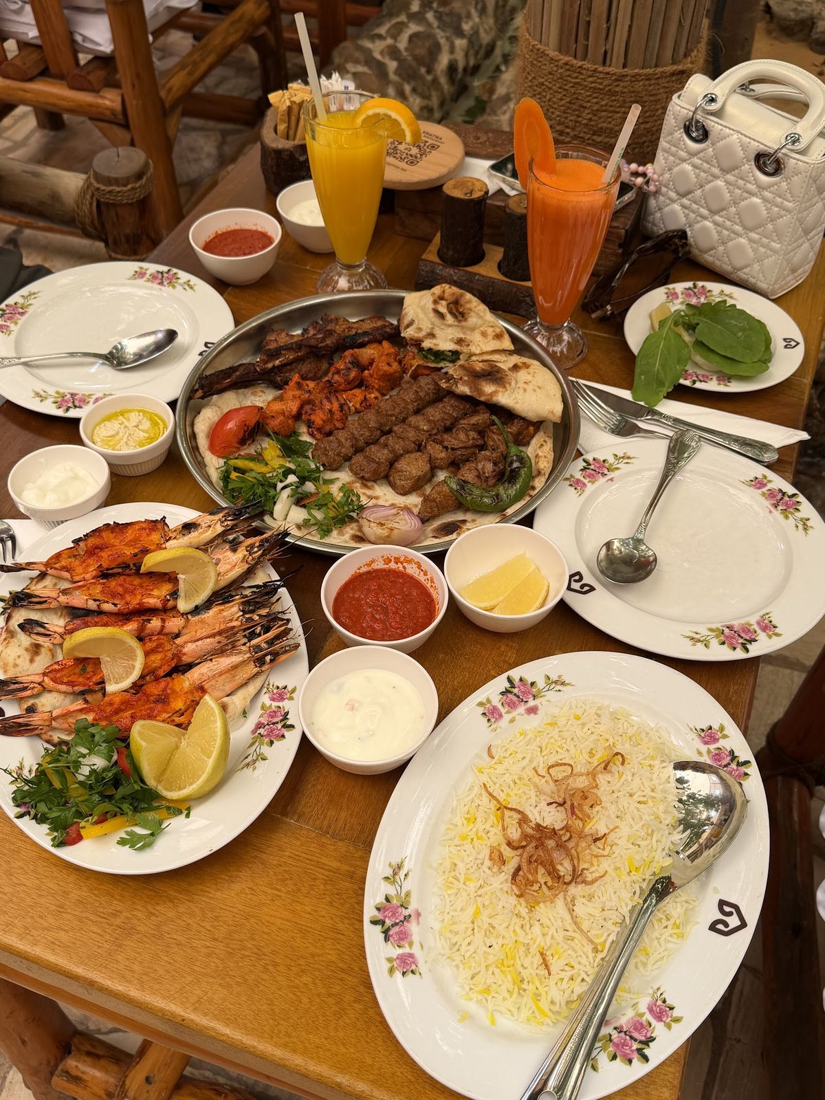 Al Khayma Dubai — a traditional Emirati spread