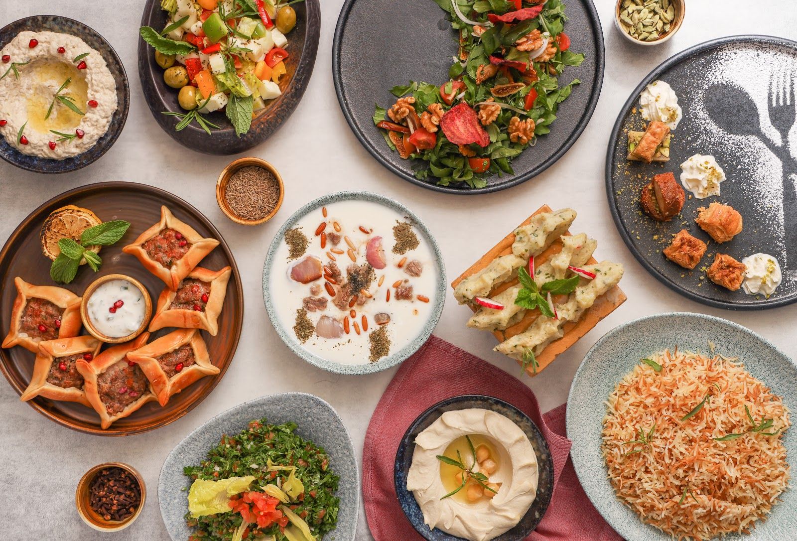 Al Nafoorah Dubai — Lebanese mezze spread at Emirates Towers