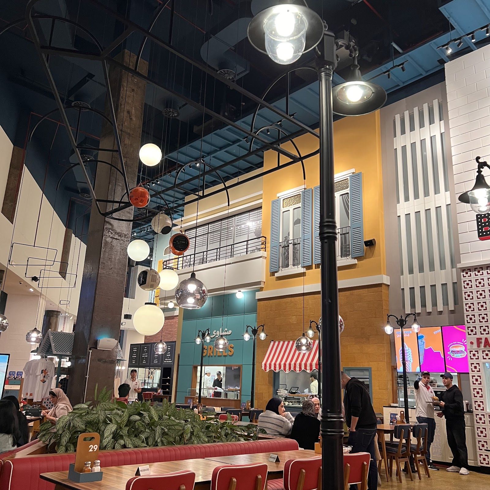 Allo Beirut Downtown Dubai — halal Lebanese bakery and grill