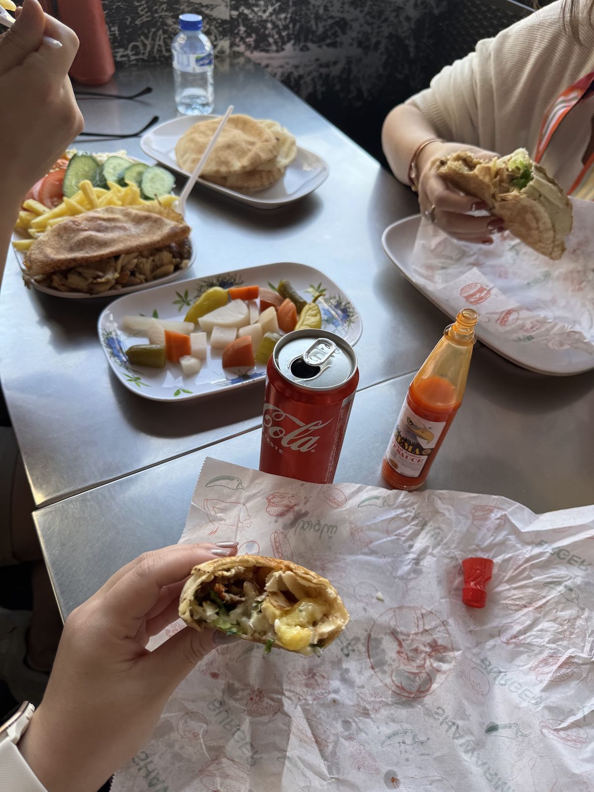 Ashwaq Cafeteria Dubai &mdash; the old-school shawarma counter in Al Fahidi