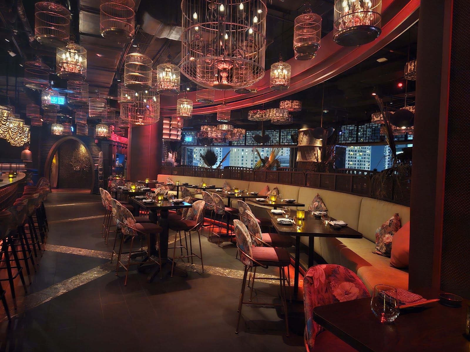Asia Asia Pier 7 Dubai Marina at night — pan-Asian late-night dining with marina view