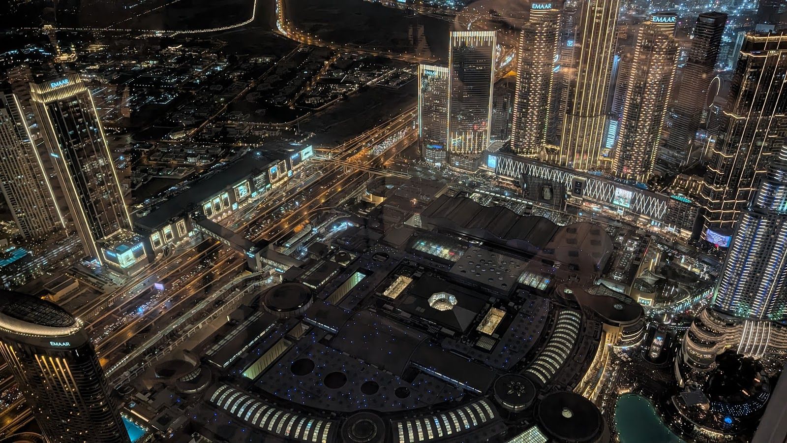 At.mosphere Dubai — the 442m windows at dusk