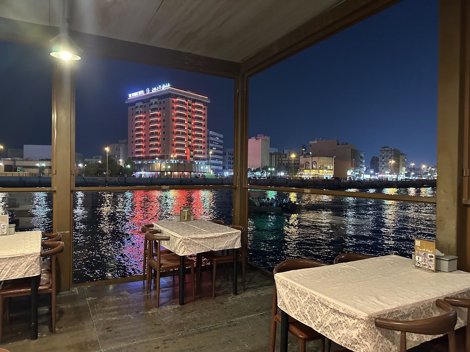 Bait Al Wakeel Bur Dubai waterfront — heritage seafood near DXB
