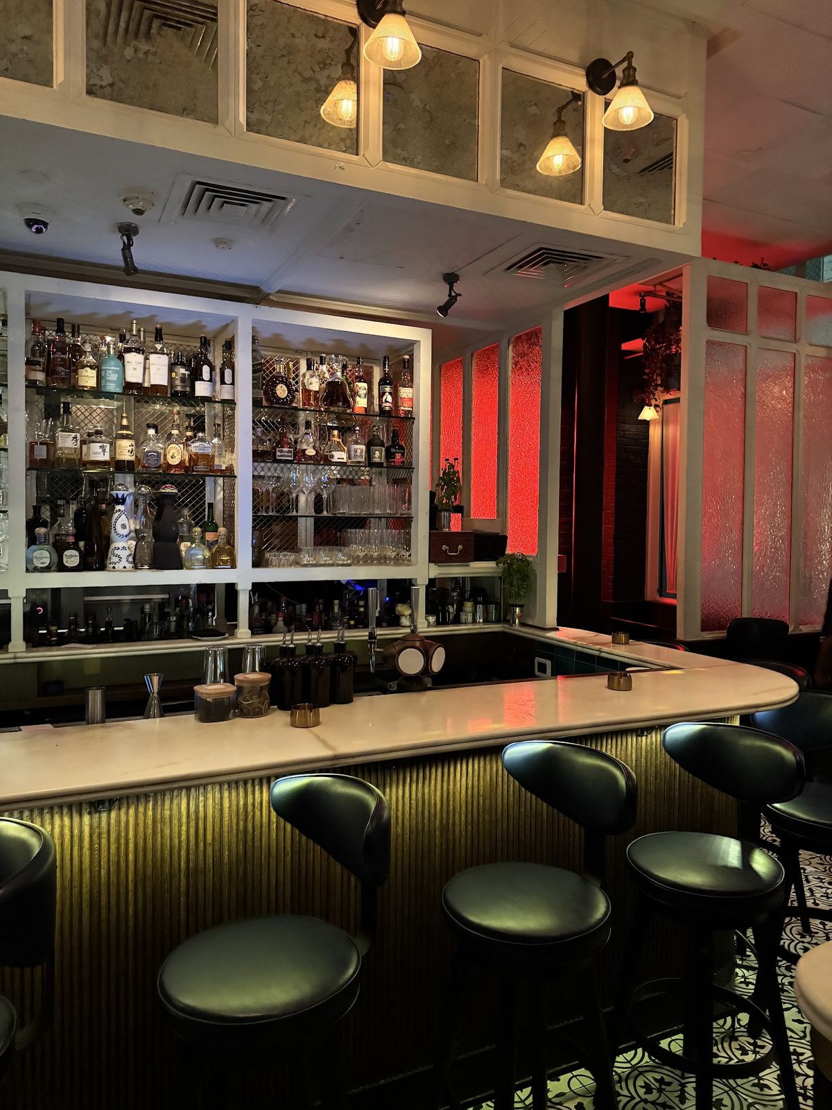 BB Social Dining Dubai — bao buns and sliders at the JLT social brunch