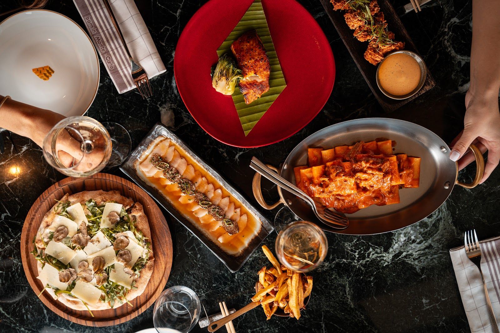 Beefbar Dubai sushi counter open late — wagyu nigiri and street-food cuts at night service
