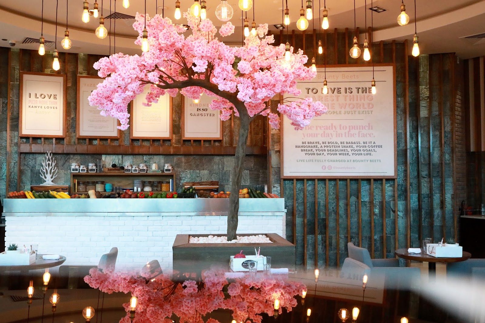 Bounty Beets Dubai — healthy superfood café with plant-based menu