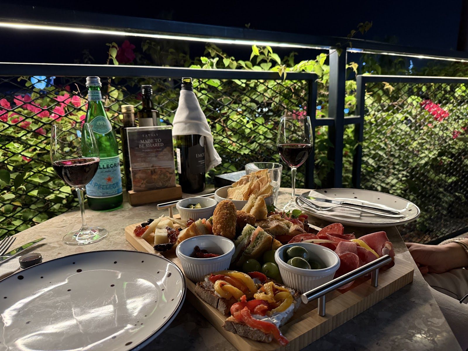 Catch Dubai - coastal Italian terrace on The Walk JBR