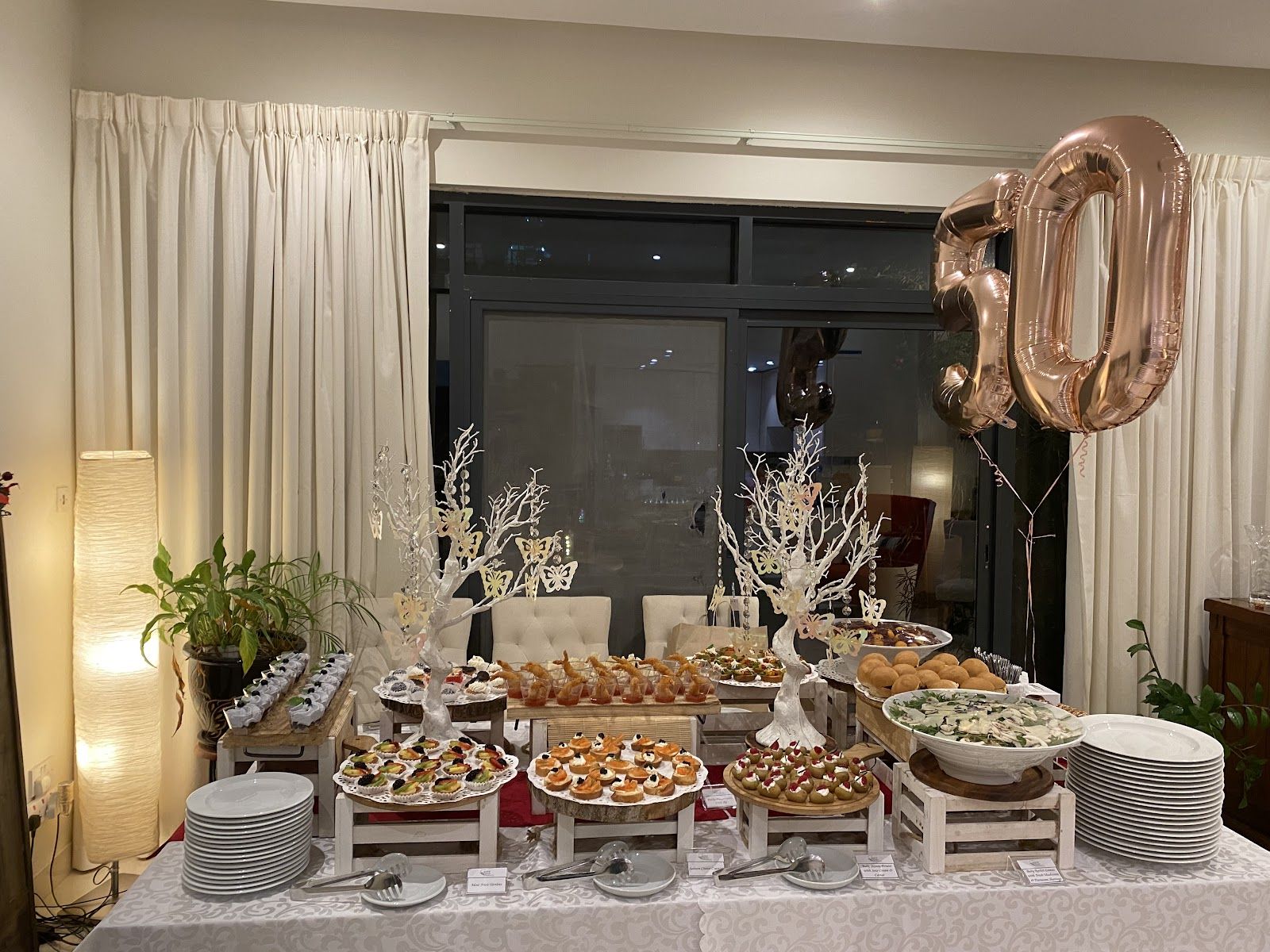 Cedar Tree Dubai — a vegetarian mezze spread