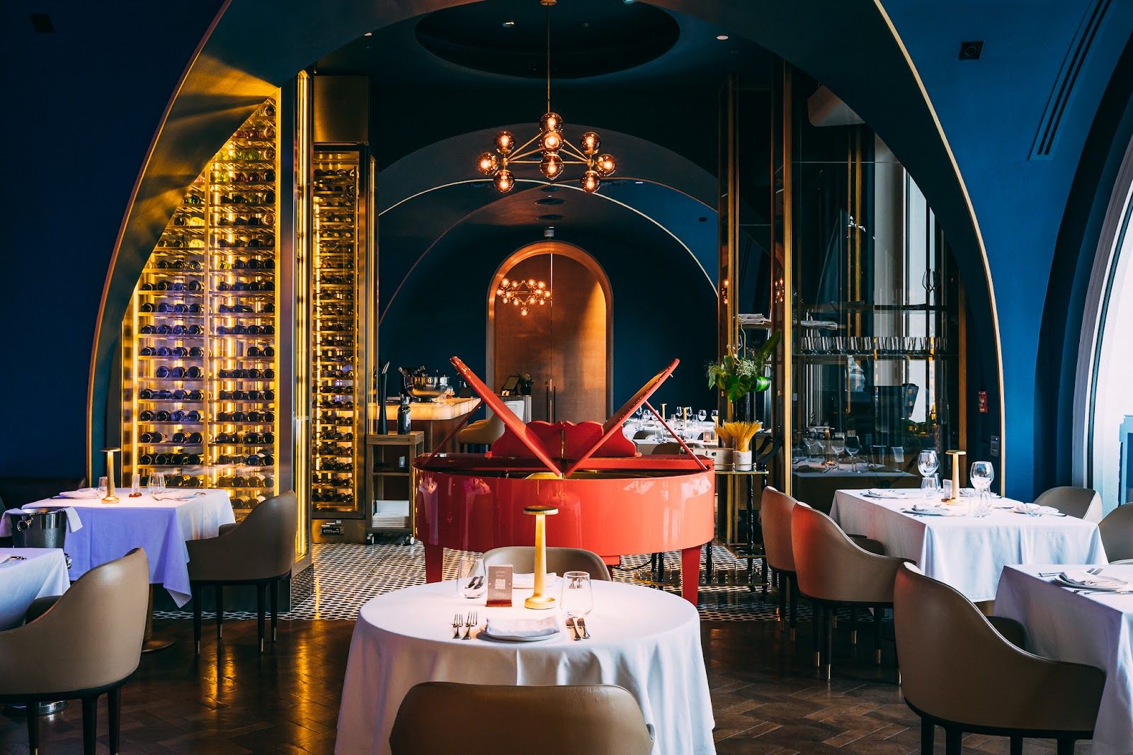 Cinque Dubai — truffle tagliolini