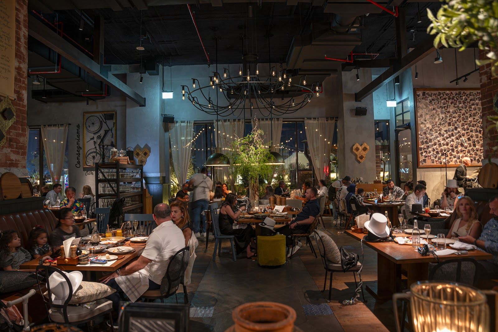 Cucina Dubai — a wood-fired pizza