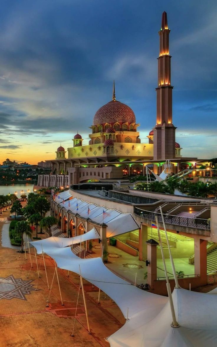 Market Island food hall Dubai Festival City