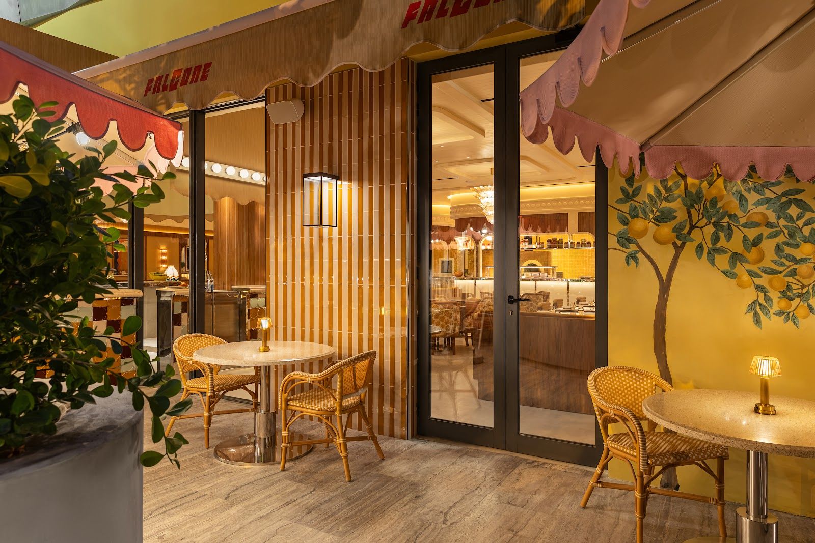 FALCONE pizzeria Galleria Mall Al Barsha Dubai — neo-Neapolitan pizza
