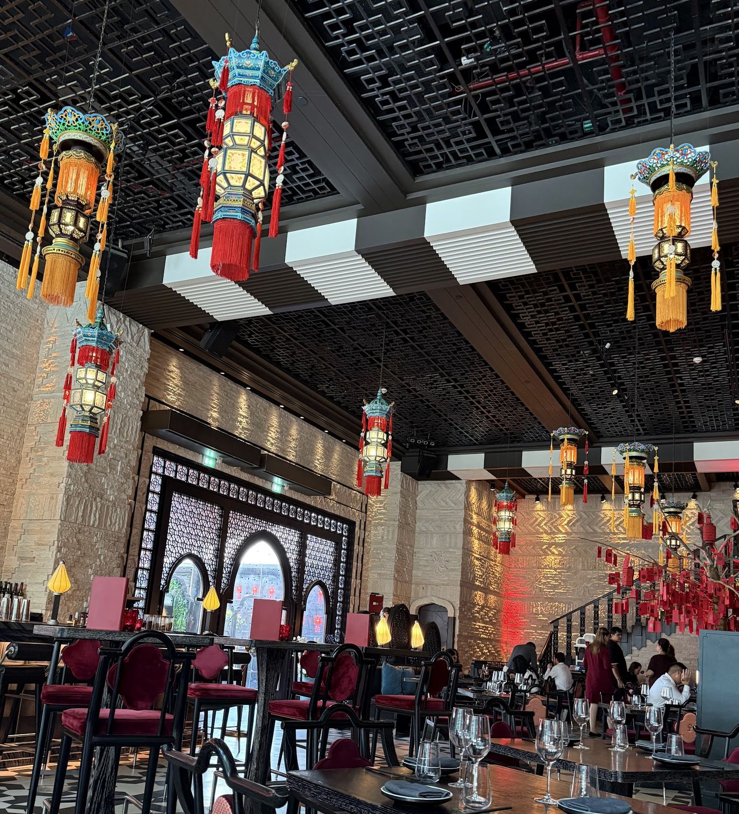 Hutong DIFC Red Lantern Sichuan Crab