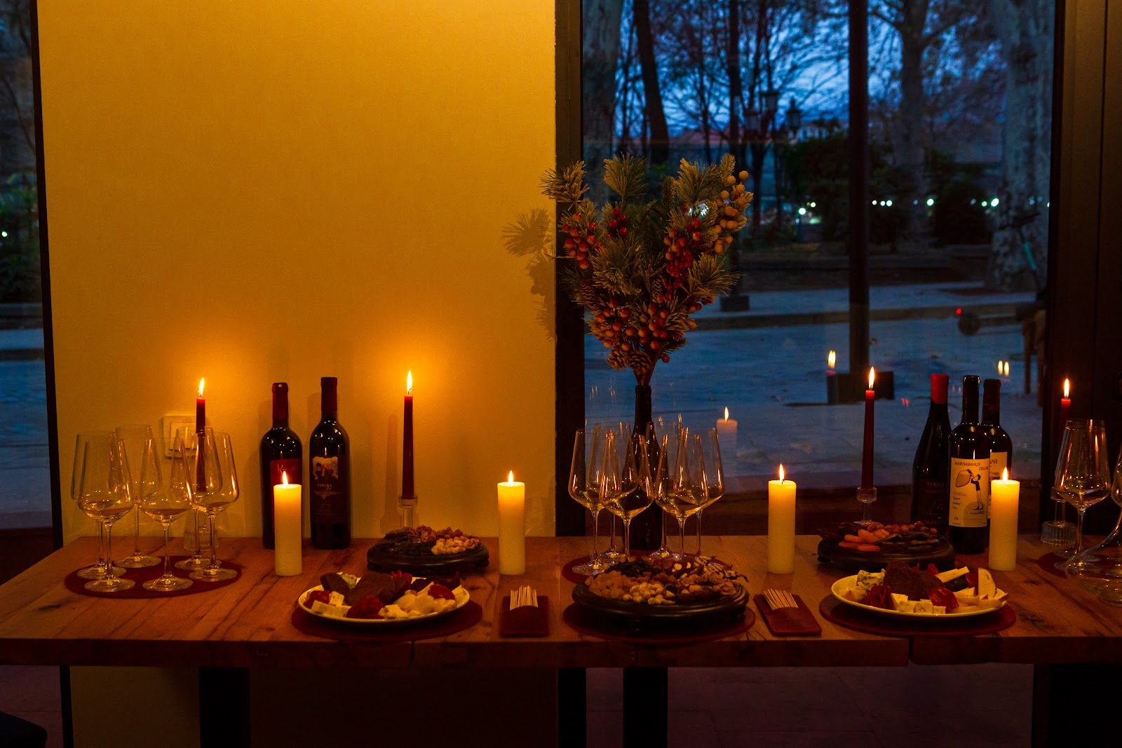 Georgian food bread and wine