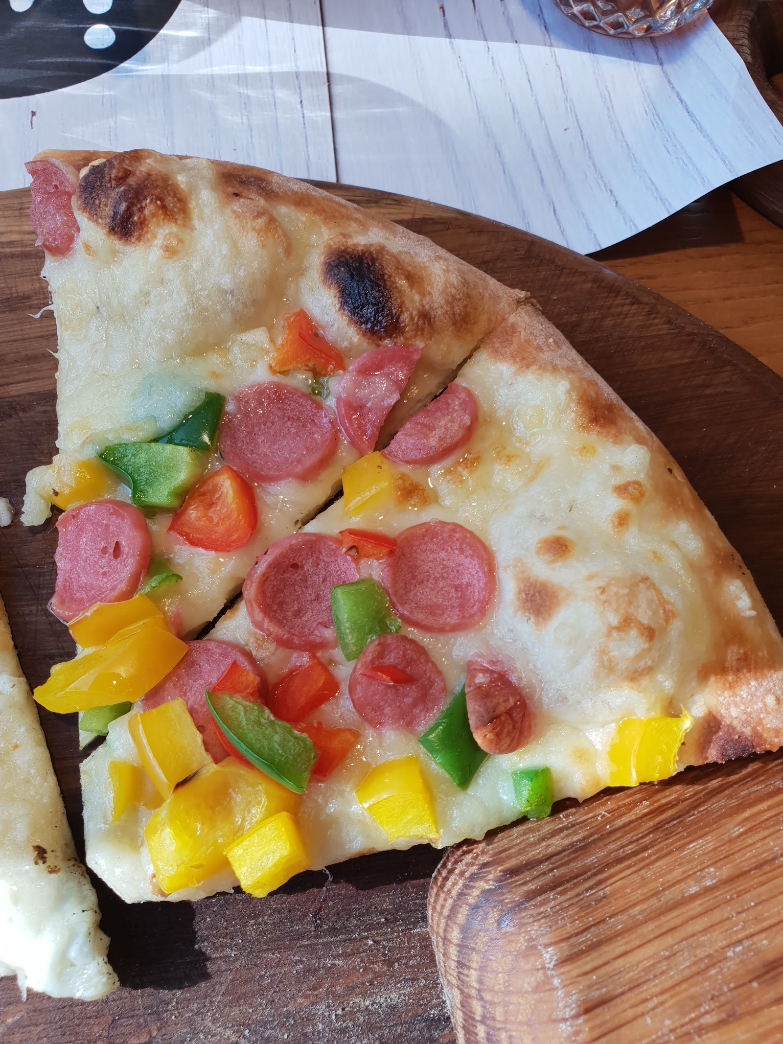 Khbz & Zaad Sustainable City Dubai — fresh Levantine manakish from the oven