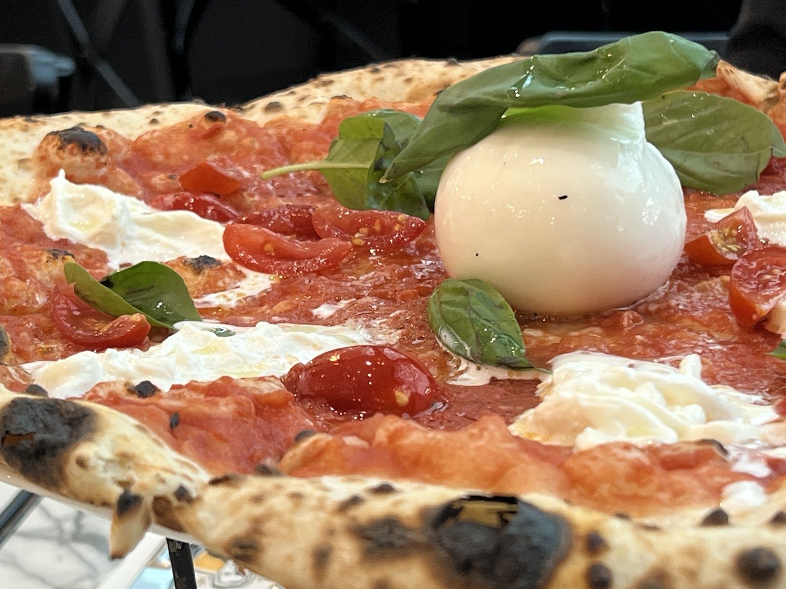L'Antica Pizzeria da Michele Dubai — Neapolitan marinara and margherita pizzas at The Beach JBR