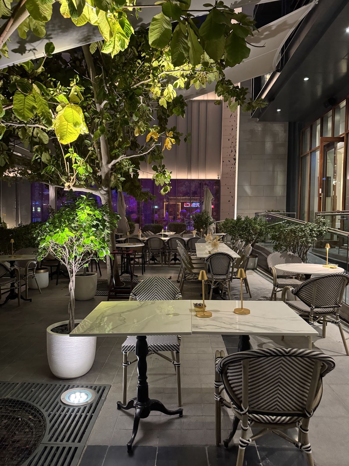 La Serre Bistro boulangerie Downtown Dubai French