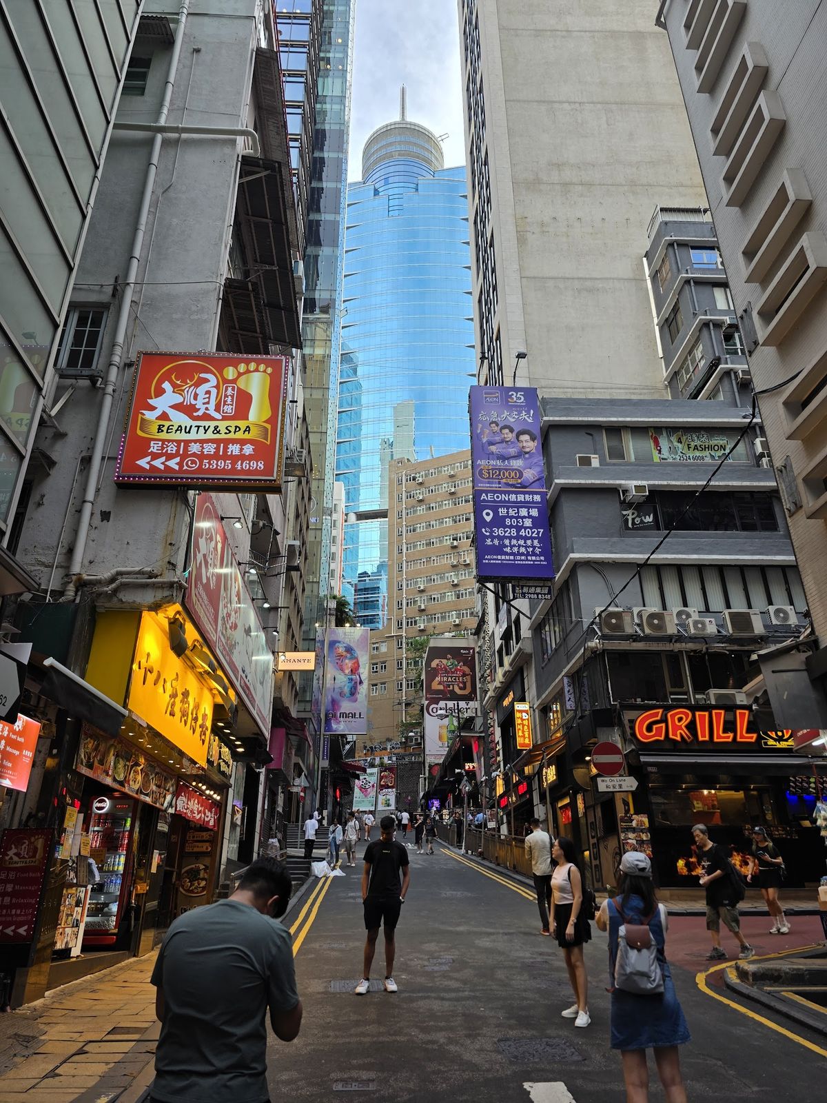 Lan Kwai Fong Dubai — Cantonese roast meats and dim sum