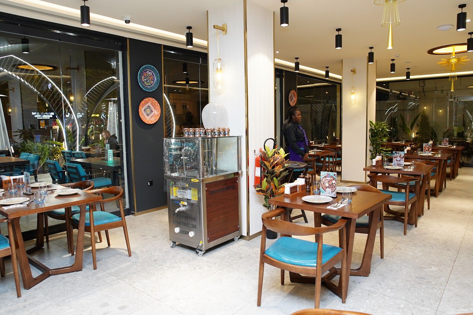 Lebanese food — representative image for Dubai Food Blog | Expert Restaurant Guides & Reviews