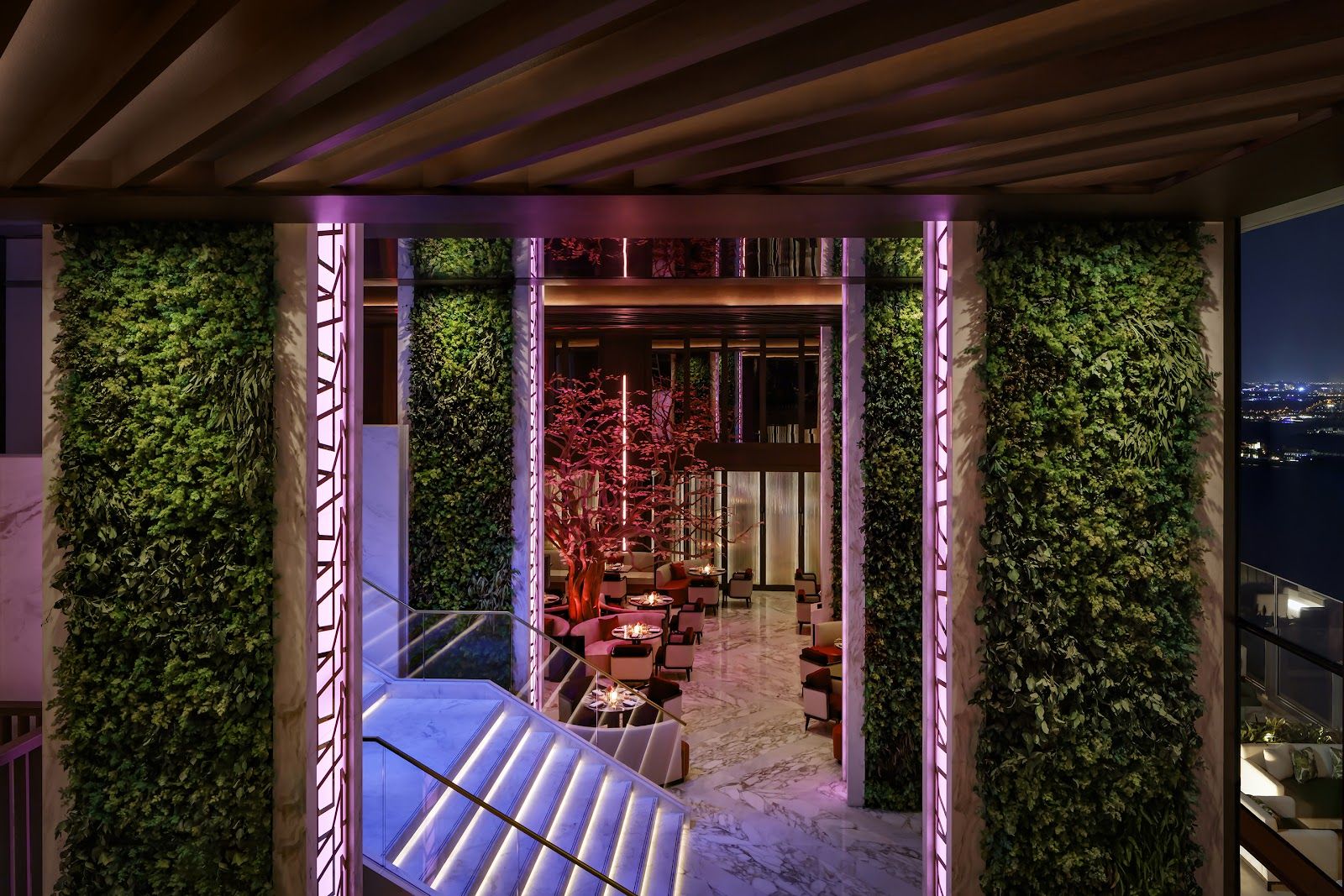 Ling Ling Atlantis Royal pan-Asian dining nightclub