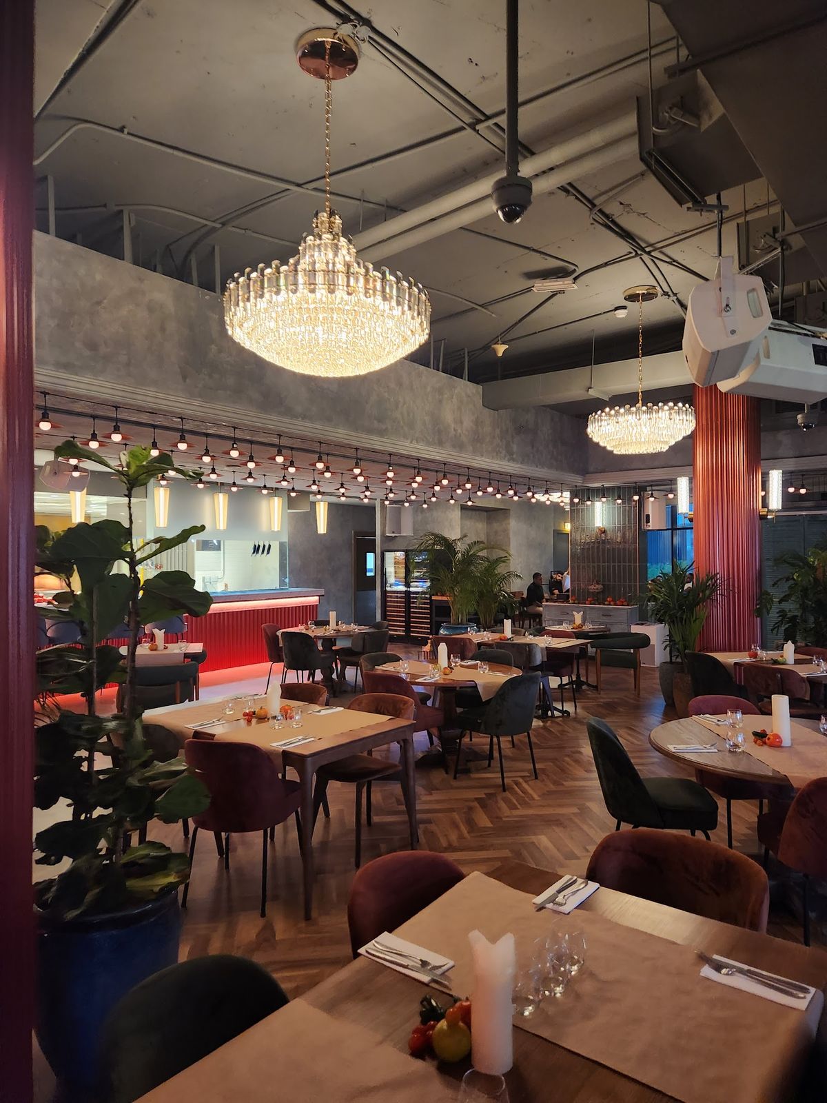 Israeli Mediterranean food Dubai casual dining