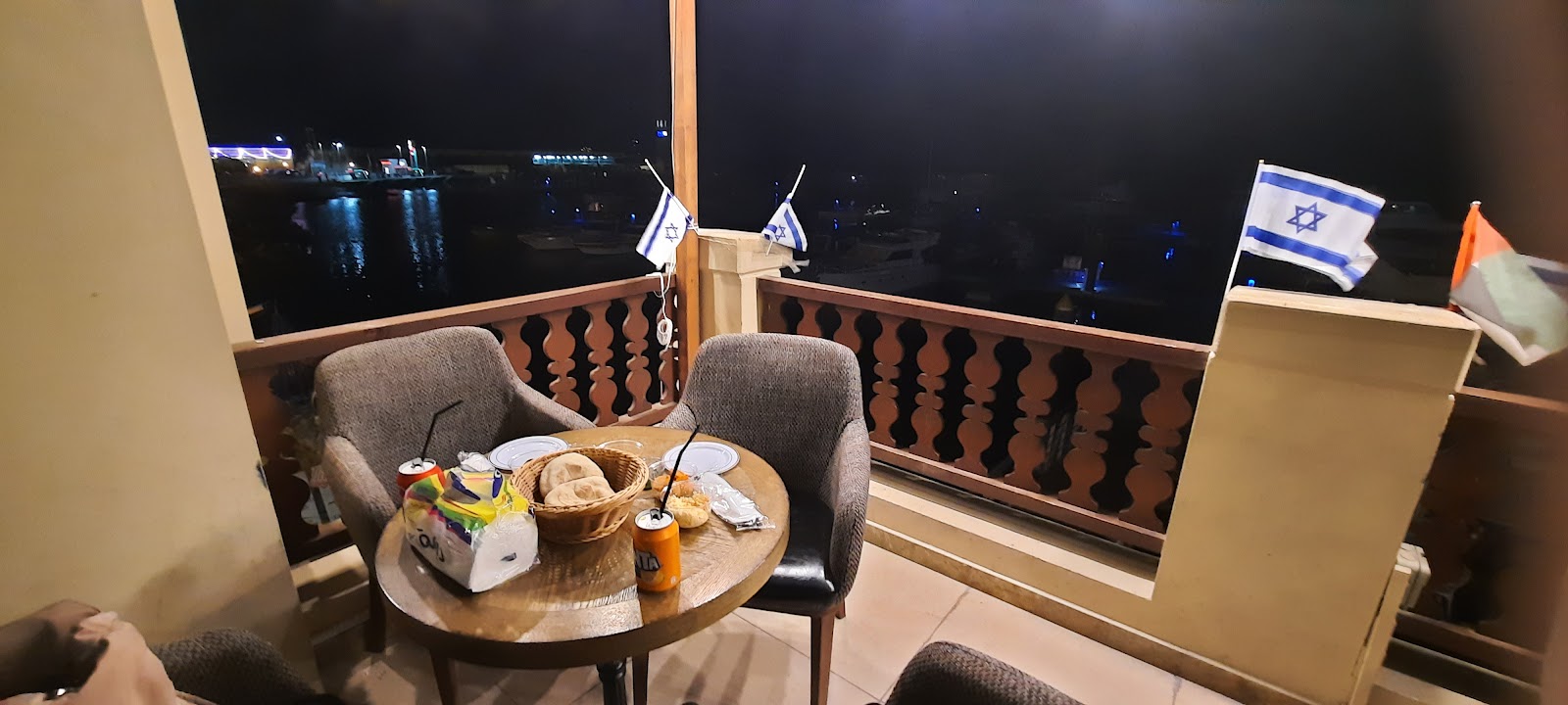 Mul Hayam kosher Israeli restaurant Dubai vegetarian