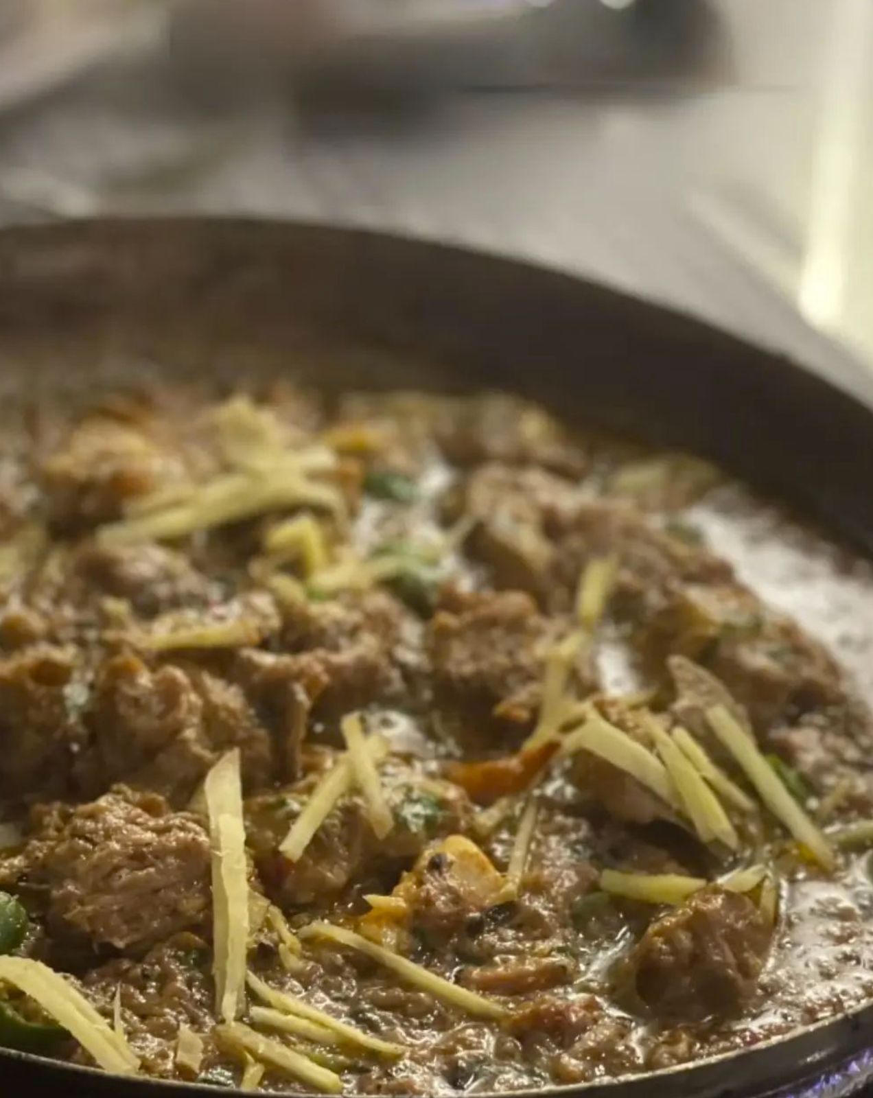Butt Karahi Dubai — bone-in mutton karahi in the wok