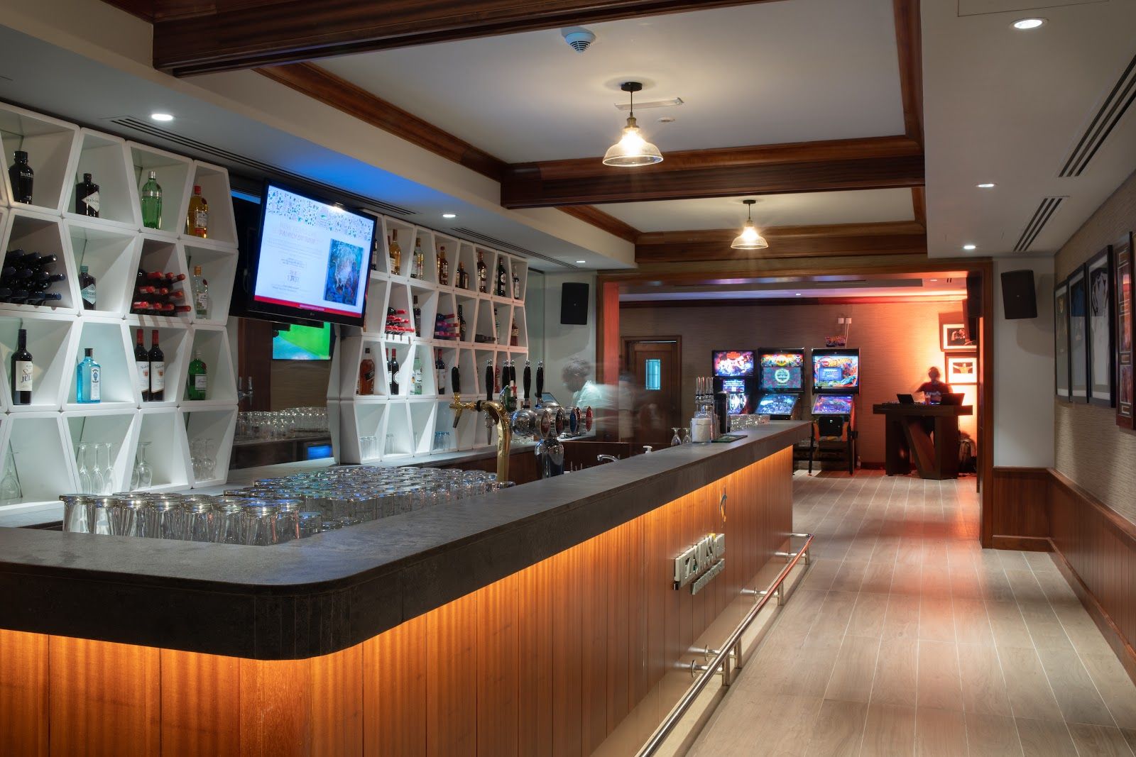 Nezesaussi Grill golf course view restaurant Arabian Ranches