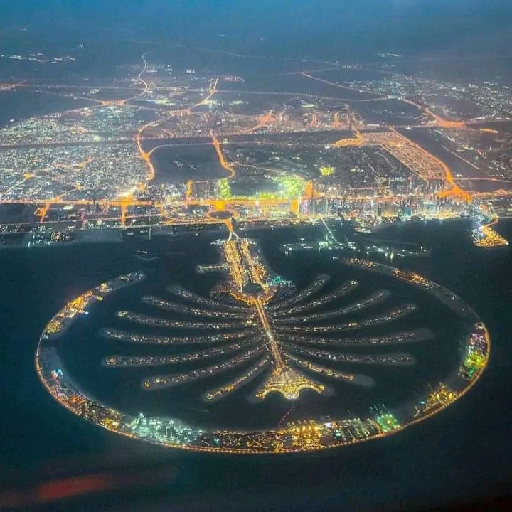fine dining Palm Jumeirah restaurant beachfront Dubai