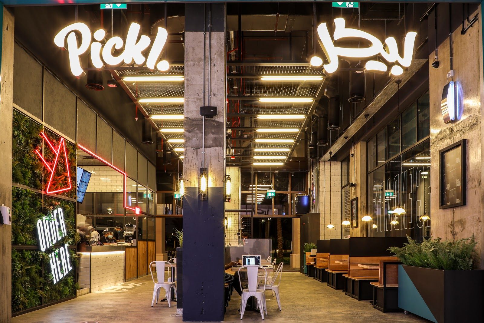 Pickl burgers Business Bay Bay Avenue Dubai