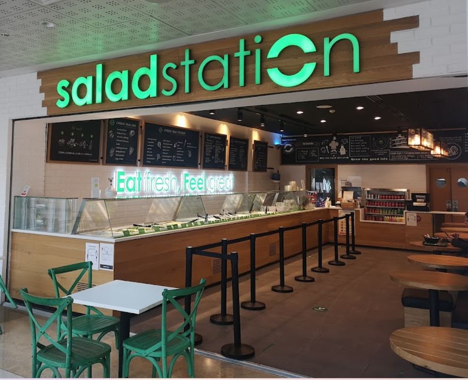 Raw Salad Bar Dubai — build-your-own raw salad