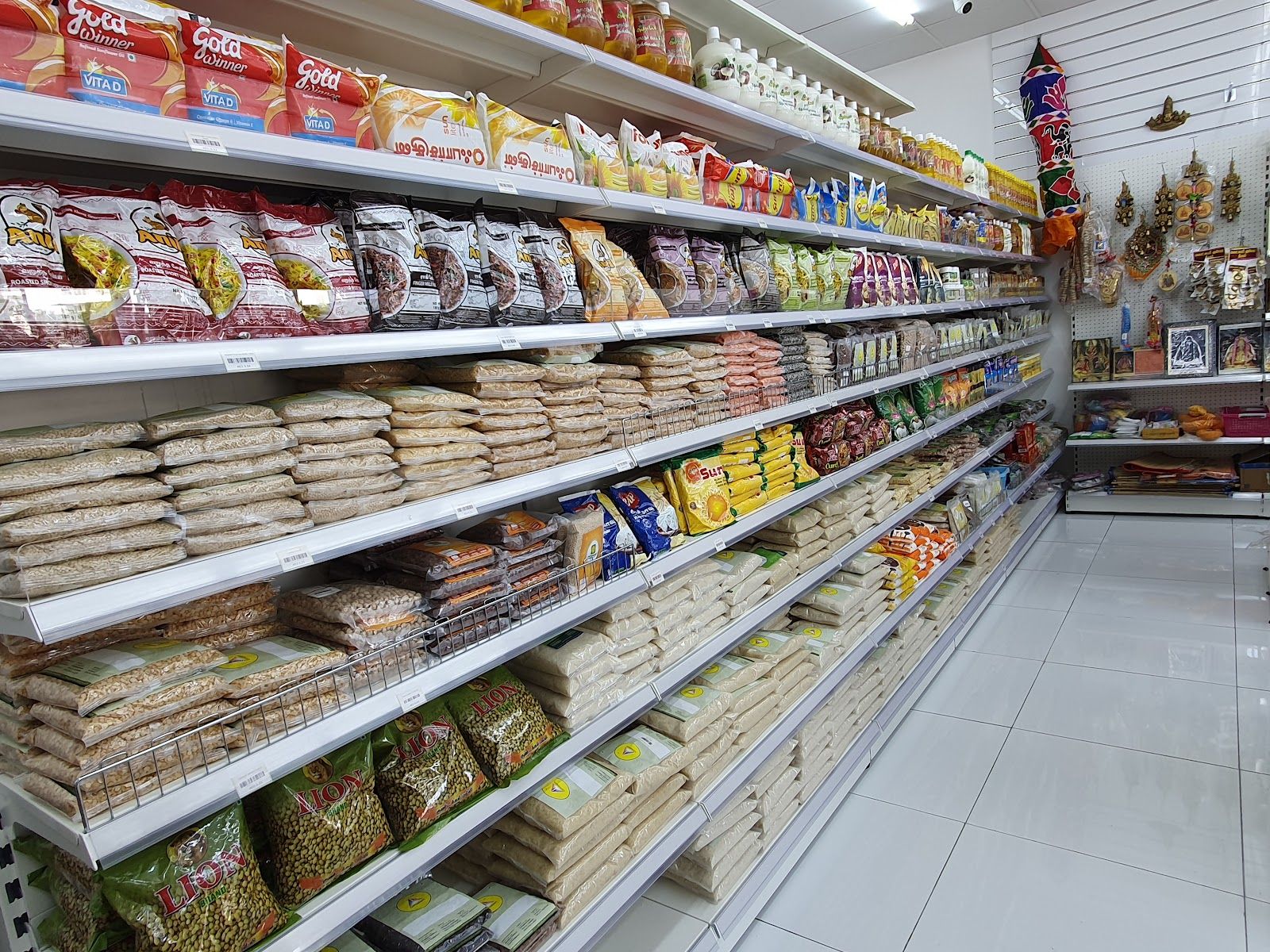 Deira market — representative image for Late Night Dining Dubai 2026: Best Restaurants Open After Midnight