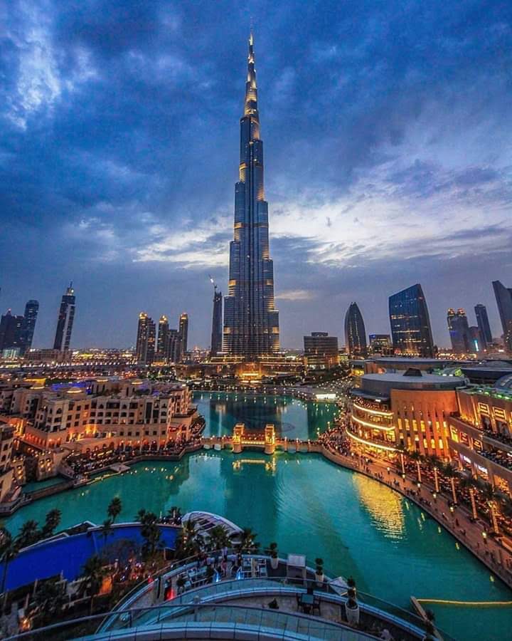 Burj Khalifa restaurants Dubai