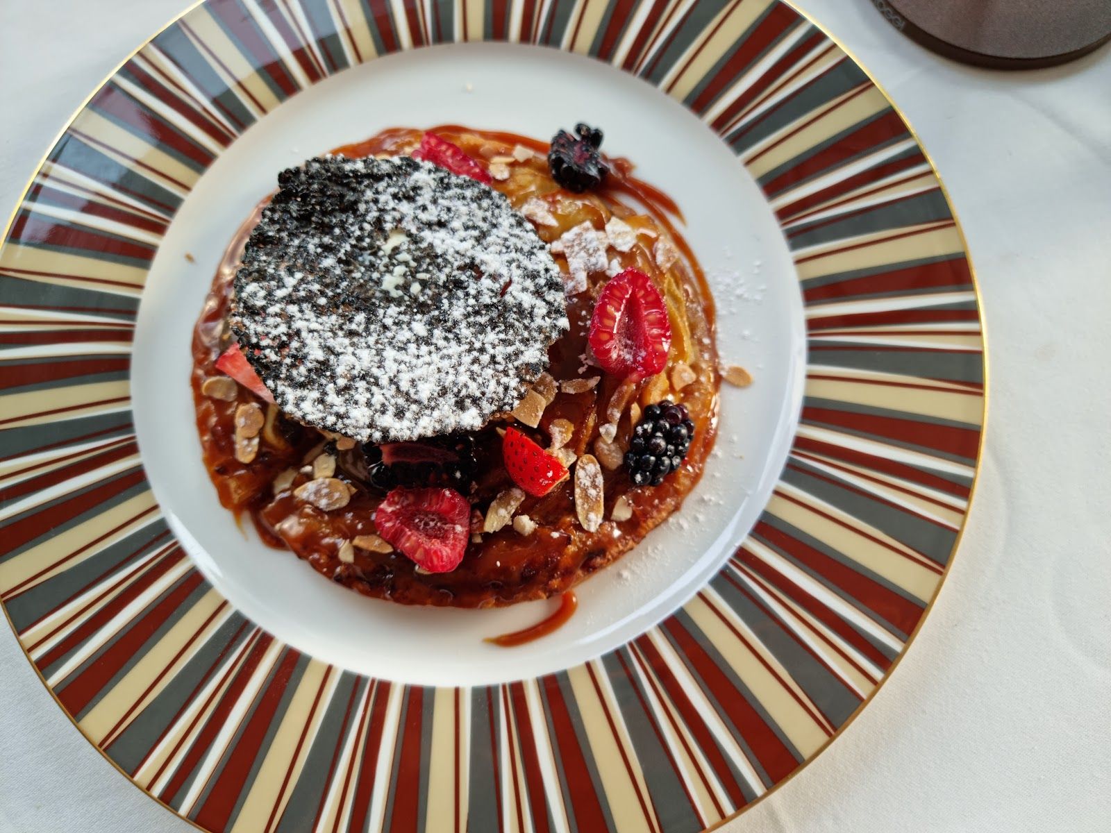 Roberto's Dubai — DIFC dining room and pasta service