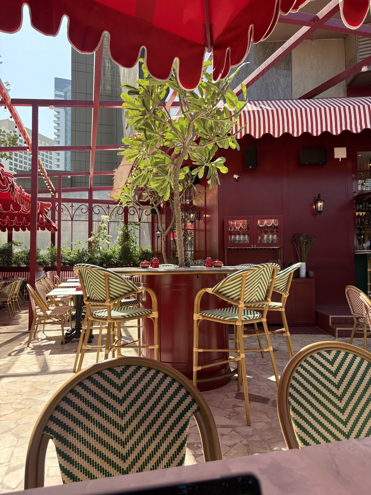 Saveur Dubai — modern French plating in the Downtown dining room