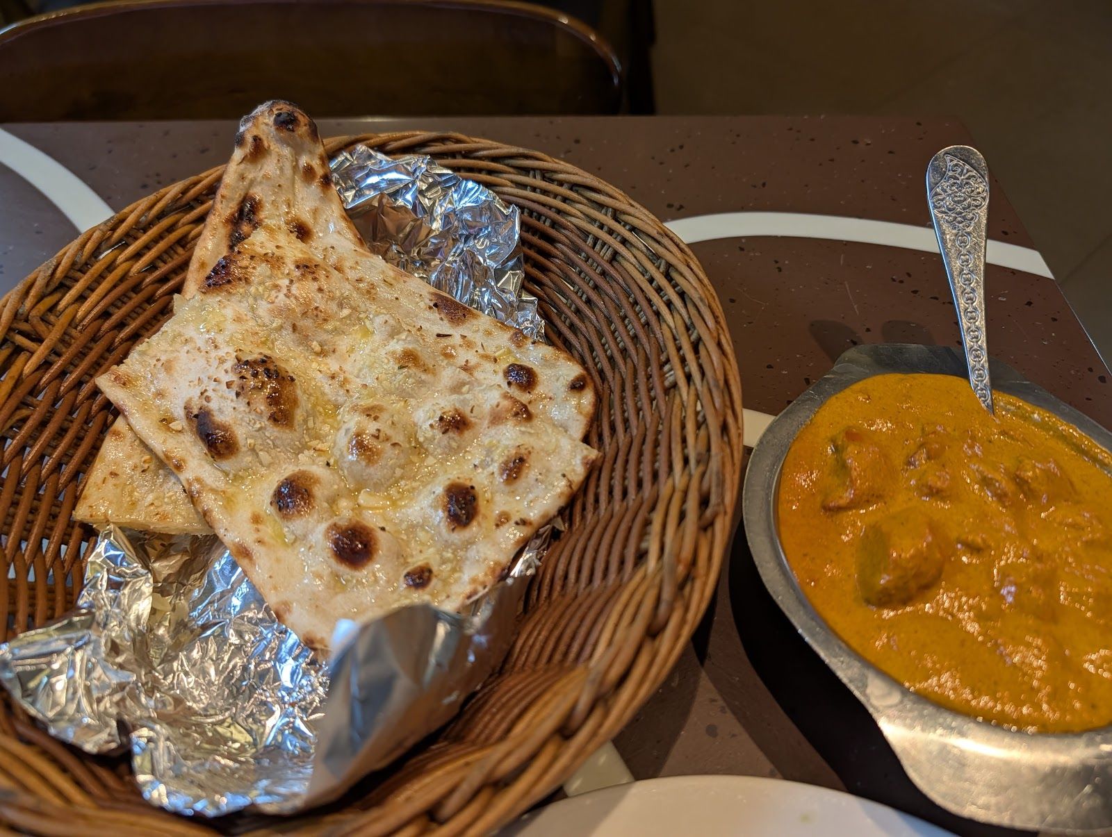 Sind Punjab Restaurant Bur Dubai — mutton haleem and tandoori naan