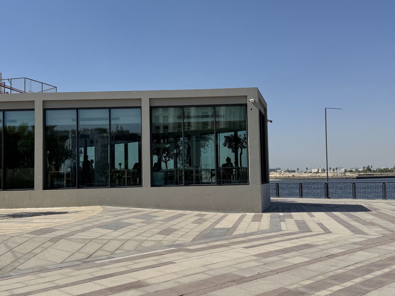 Teible Dubai — a seasonal plate and house-baked bread