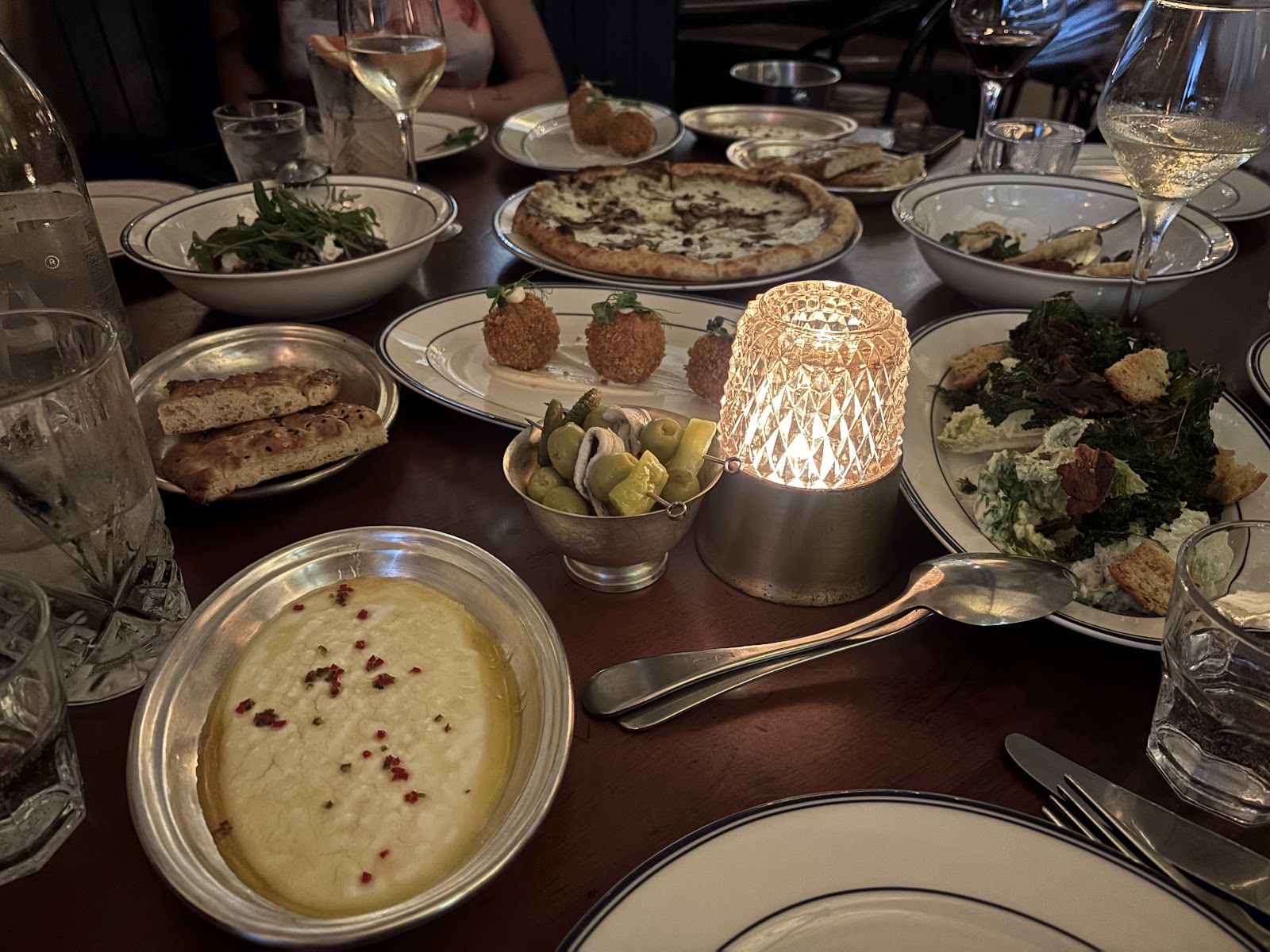 The MAINE Oyster Bar & Grill Restaurant, JBR Dubai