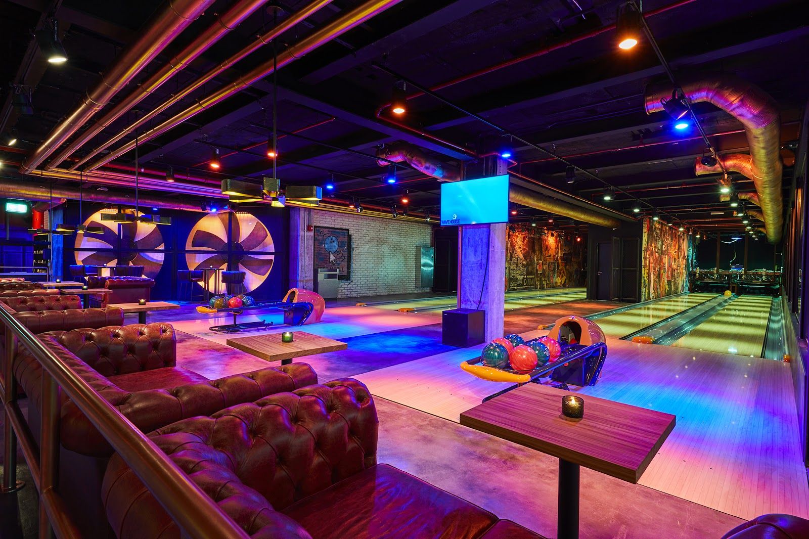 Wavehouse at Atlantis Dubai — the bowling lanes and arcade