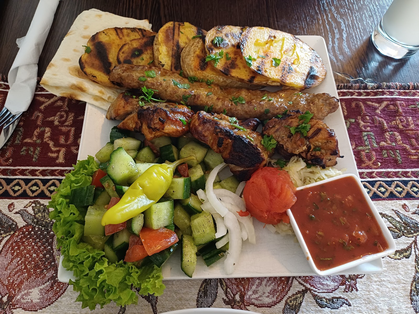 Jerewan Grill Dubai
